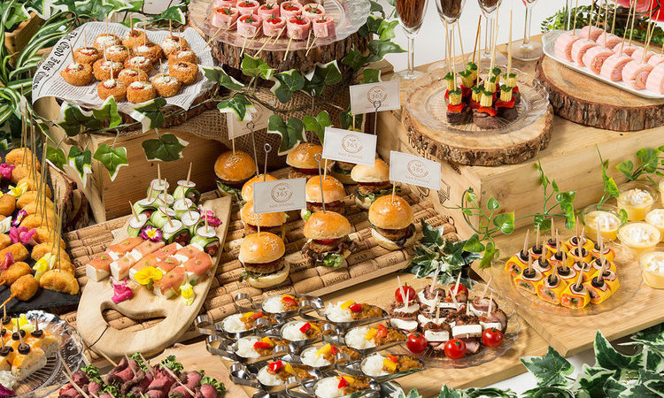 nfl_01 | 東京・横浜のおしゃれで人気なケータリング | ネオダイニング ナチュラルフィンガーラグジュアリーの盛り付け例の写真