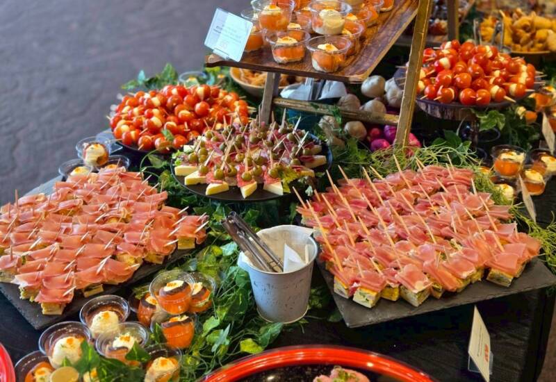 NEODININIGケータリング事例